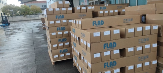 Monomeric Calendered Self Adhesive Vinyl Sticker 100mic Printing Synthetic Paper