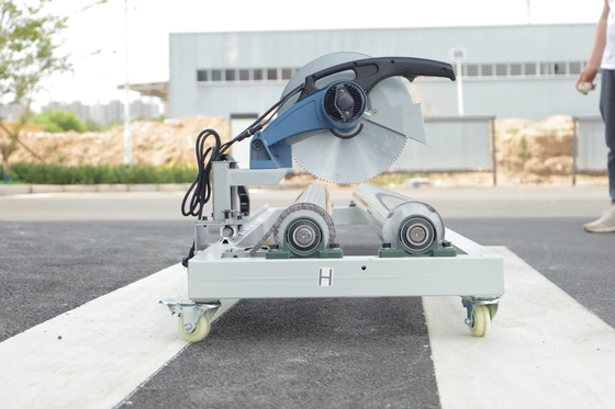 3m Length Semi-Automatic Sticker Vinyl And Tarpaulin Flex Banner Roll Cutting Machine