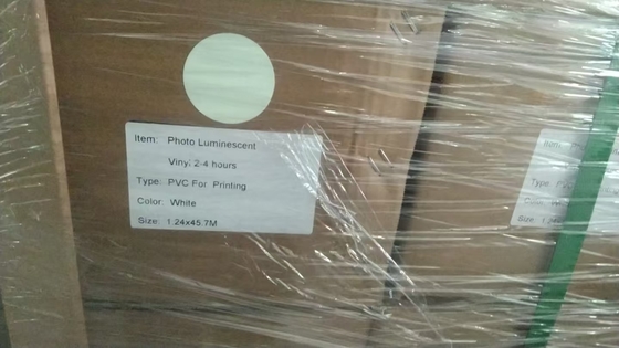 Adesivo de vinil refletivo para impressão com eco-solvente/solvente/UV com recurso de brilho no escuro e resistência UV